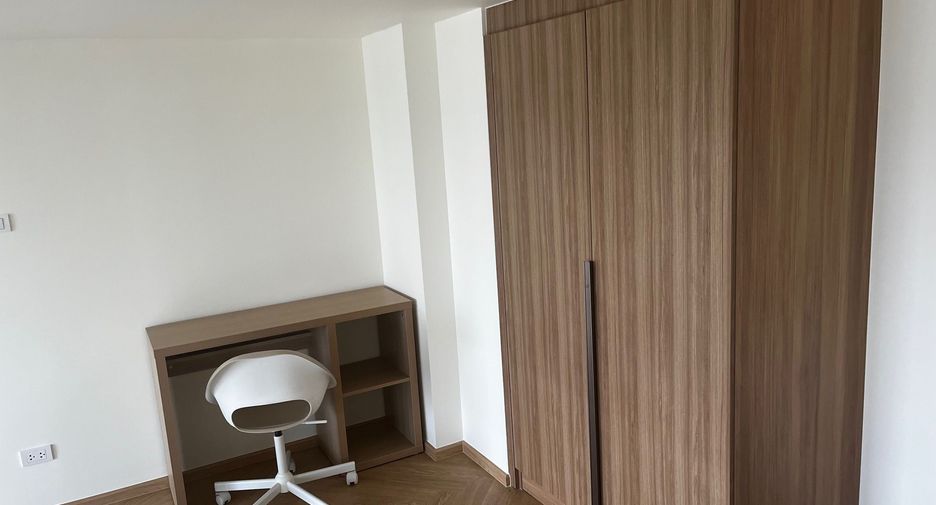 For rent 1 bed condo in Thon Buri, Bangkok