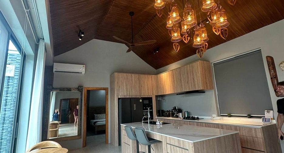 Villa en alquiler de 2 habitaciones en Mueang Phuket, Phuket