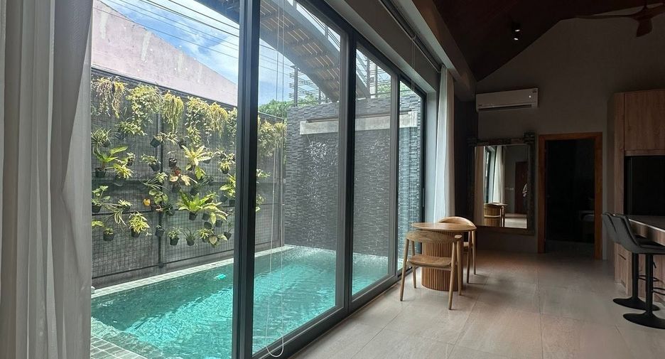 Villa en alquiler de 2 habitaciones en Mueang Phuket, Phuket