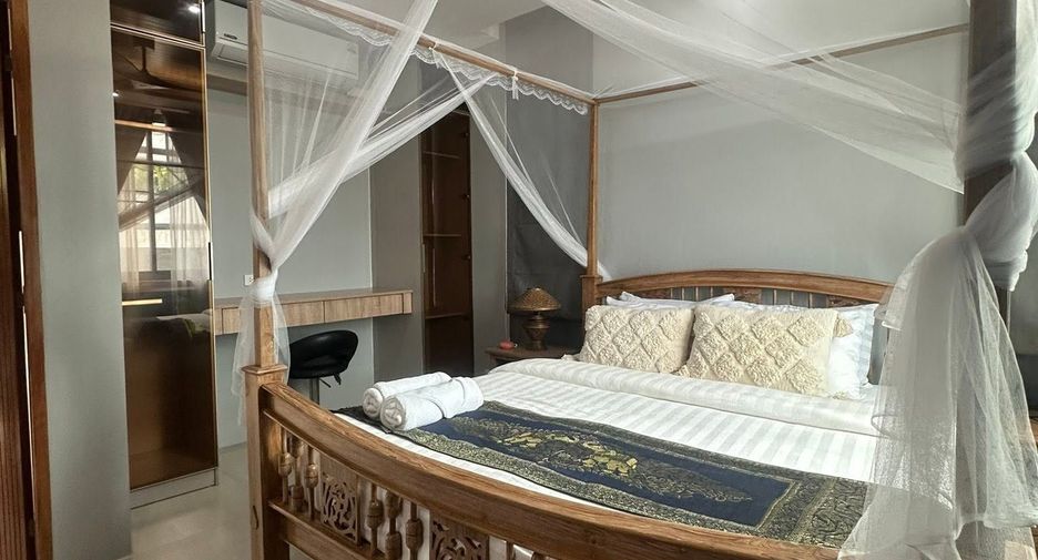 Villa en alquiler de 2 habitaciones en Mueang Phuket, Phuket