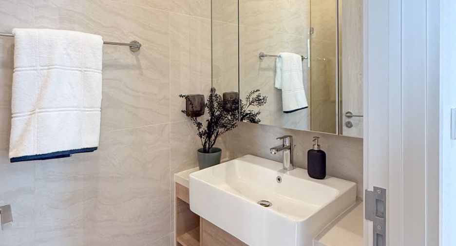À vendre 1 chambre condo à Watthana, Bangkok