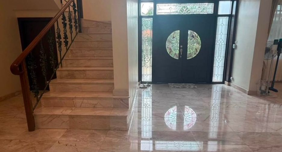 Villa en venta de 4 habitaciones en East Pattaya, Pattaya
