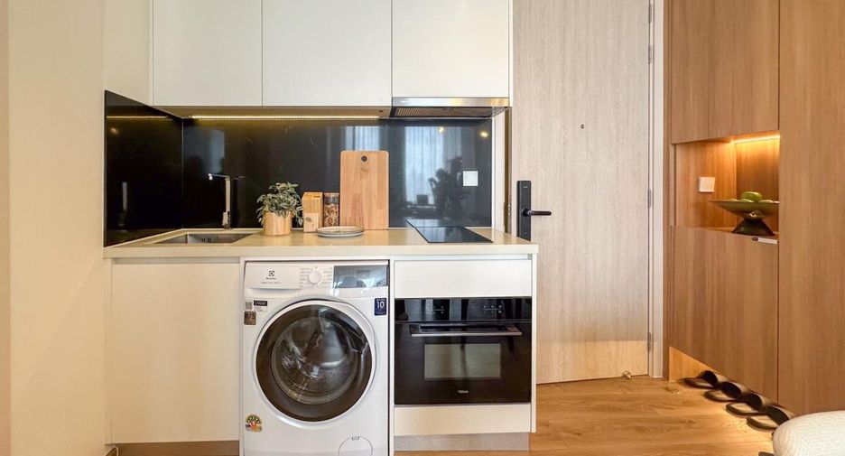 À vendre 1 chambre condo à Watthana, Bangkok