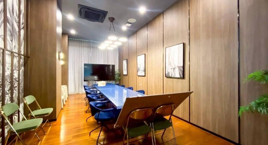 Haus zum Kauf mit 9 Zimmer in Bang Kapi, Bangkok