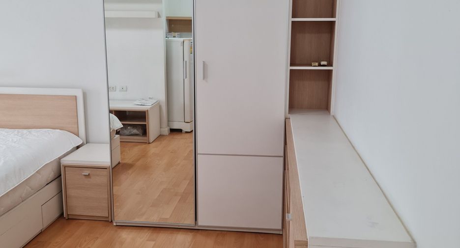 Wohnung zur Miete mit Studio in Bang Na, Bangkok