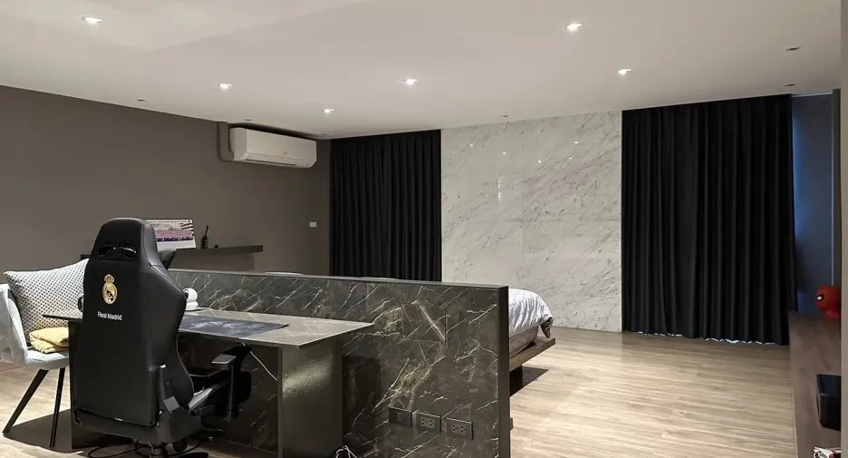Haus zur Miete mit 3 Zimmer in Yan Nawa, Bangkok