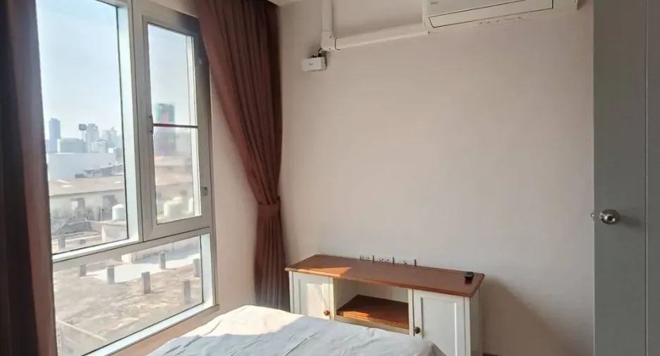 Аренда 2 спальни кондо в Щаттхана, Бангкок