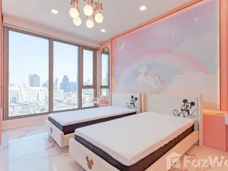 For rent 3 bedrooms condo in Bang Kho Laem, Bangkok