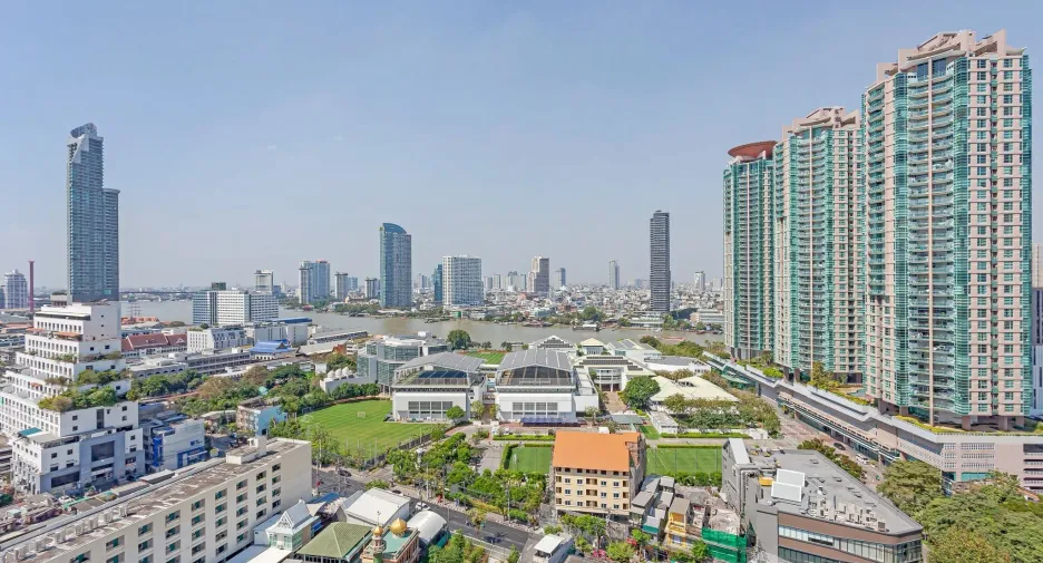 Condo en alquiler de 3 habitaciones en Bang Kho Laem, Bangkok
