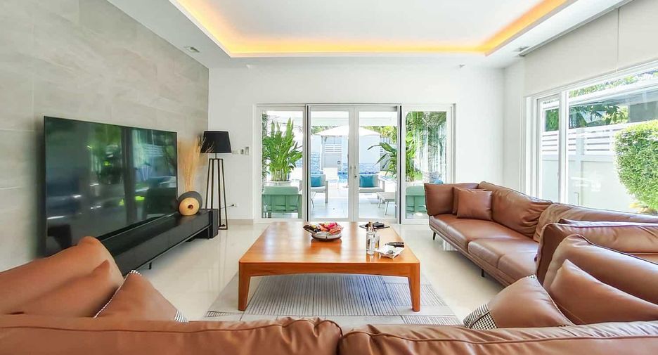 For sale 6 bedrooms villa in Hua Hin, Prachuap Khiri Khan