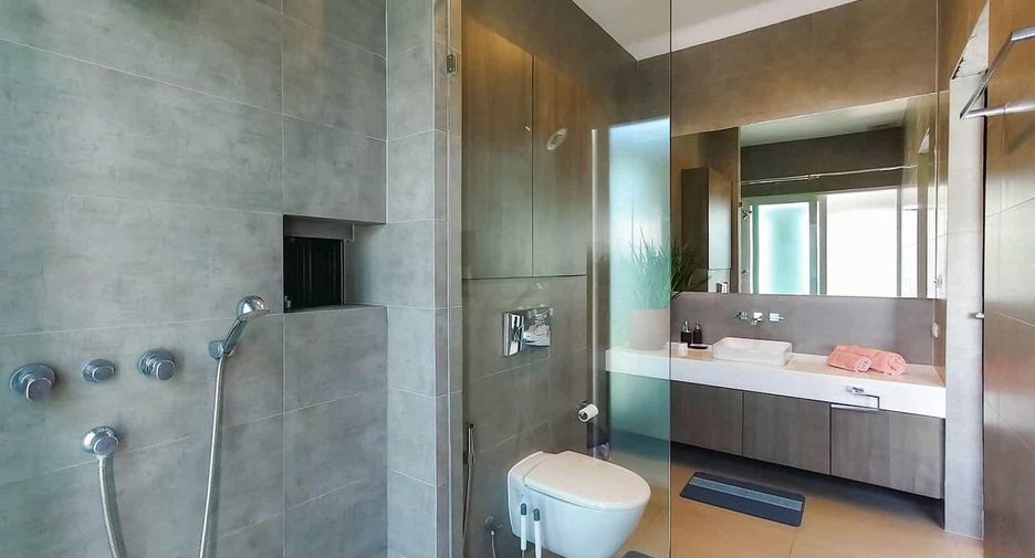 For sale 6 bedrooms villa in Hua Hin, Prachuap Khiri Khan
