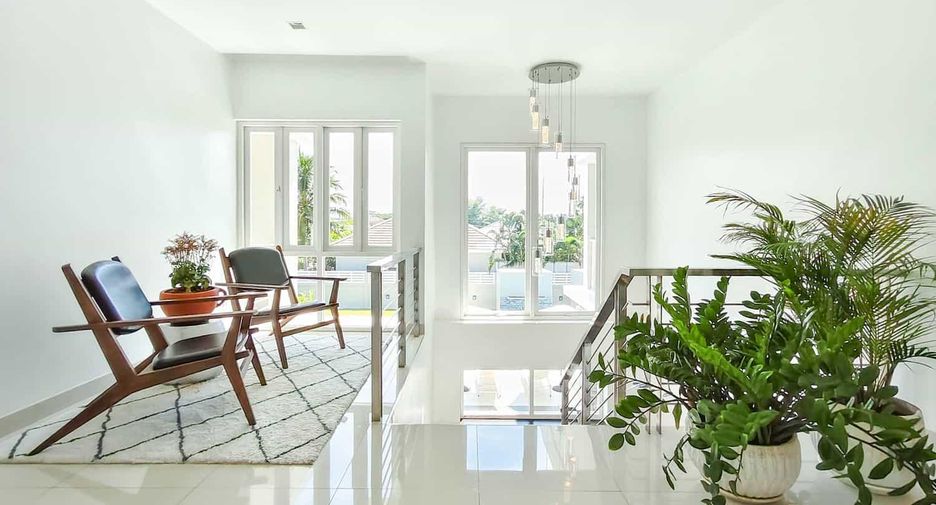 For sale 6 bedrooms villa in Hua Hin, Prachuap Khiri Khan