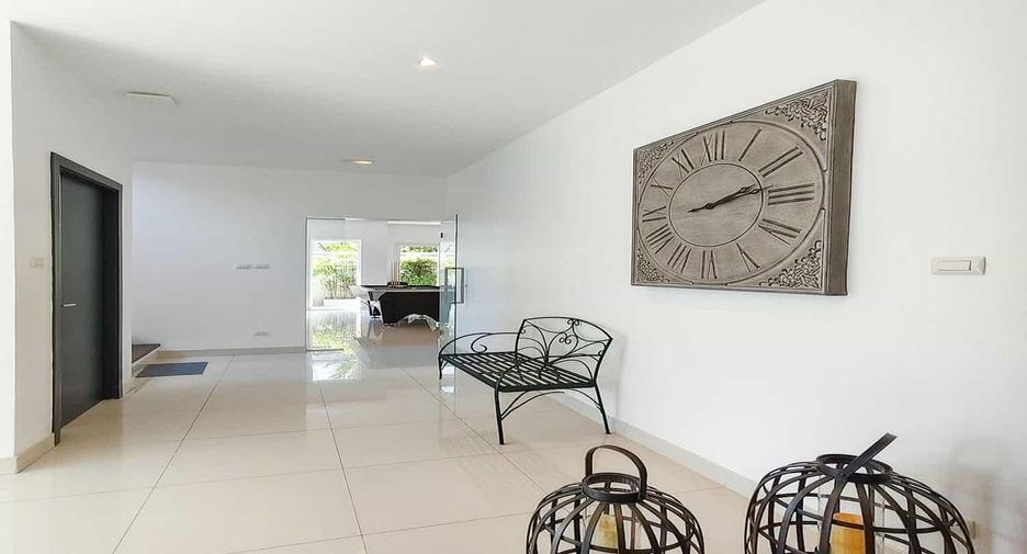 For sale 6 bedrooms villa in Hua Hin, Prachuap Khiri Khan