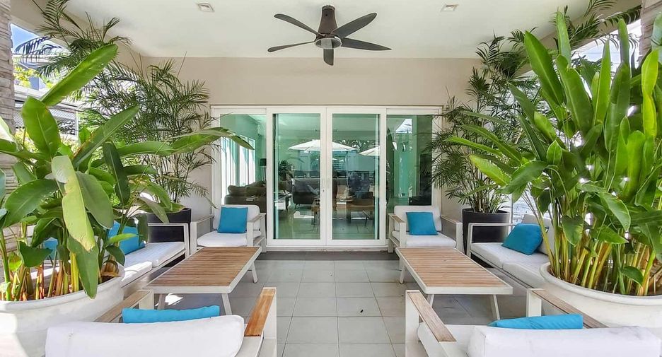 For sale 6 bedrooms villa in Hua Hin, Prachuap Khiri Khan