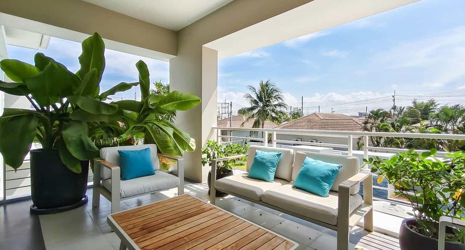 For sale 6 bedrooms villa in Hua Hin, Prachuap Khiri Khan