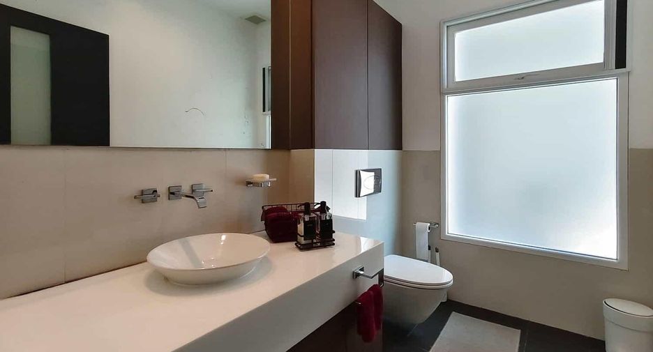 For sale 6 bedrooms villa in Hua Hin, Prachuap Khiri Khan