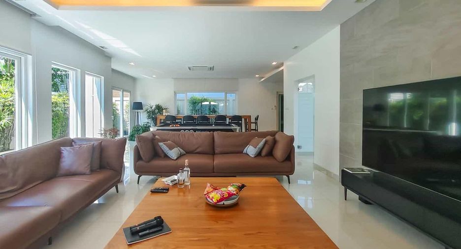 For sale 6 bedrooms villa in Hua Hin, Prachuap Khiri Khan