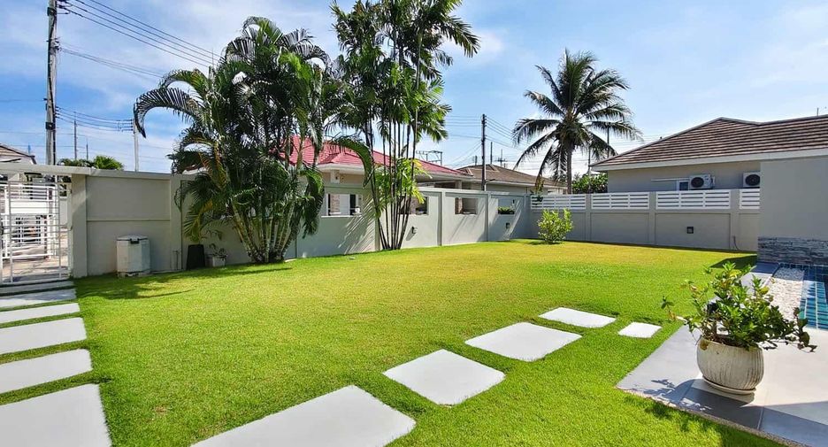 For sale 6 bedrooms villa in Hua Hin, Prachuap Khiri Khan