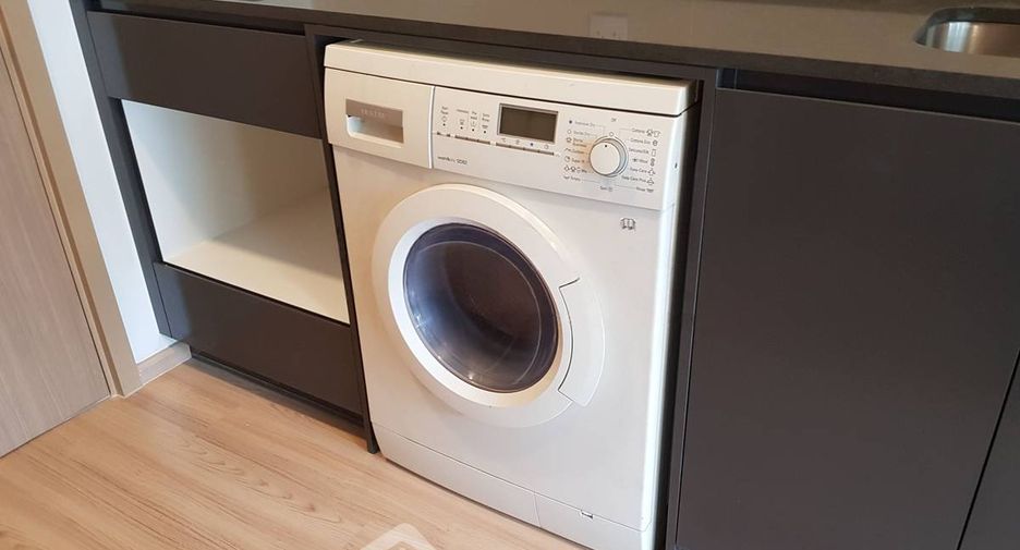 For sale 1 bed condo in Ratchathewi, Bangkok