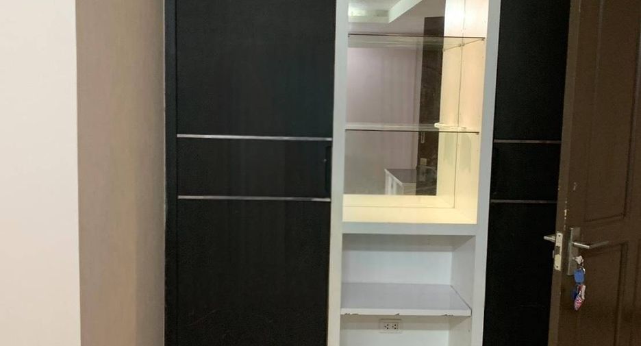 Wohnung zum Kauf mit 1 Zimmer in Khlong Toei, Bangkok