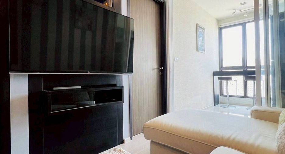For sale 1 Beds condo in Khlong Toei, Bangkok