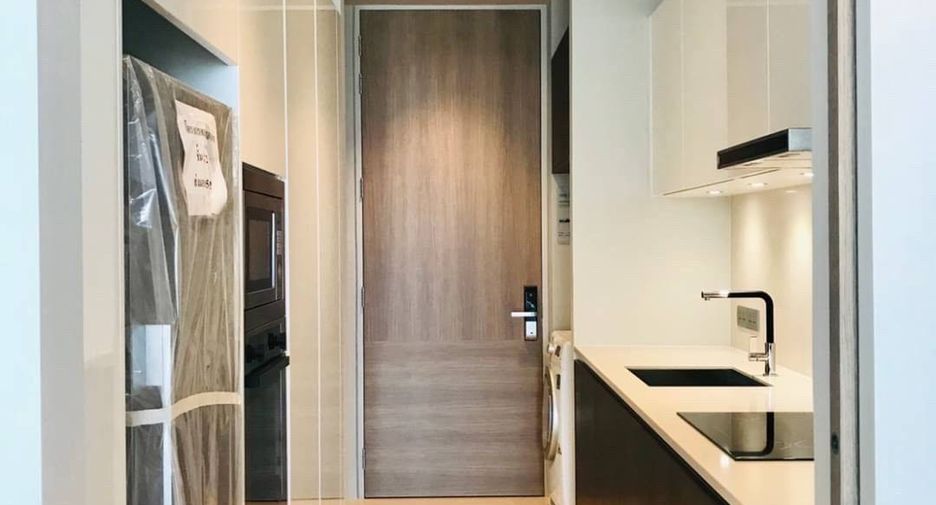 Продажа 2 спальни кондо в Щаттхана, Бангкок