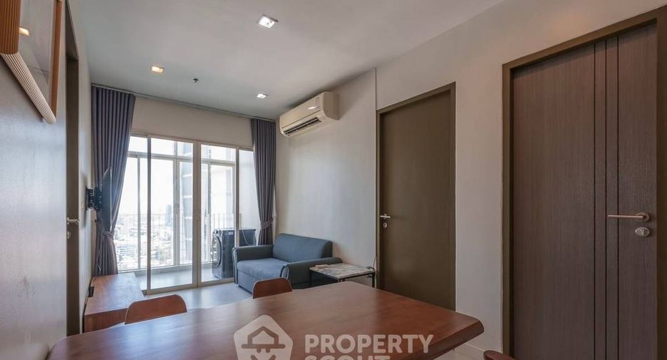 For rent 2 bedrooms condo in Phra Khanong, Bangkok