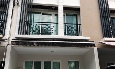 ให้เช่า 3 ห้องนอน ทาวน์เฮ้าส์ ใน สวนหลวง, กรุงเทพฯ