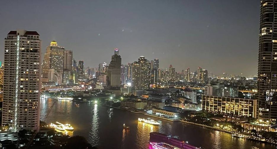 For rent 2 bedrooms condo in Khlong San, Bangkok