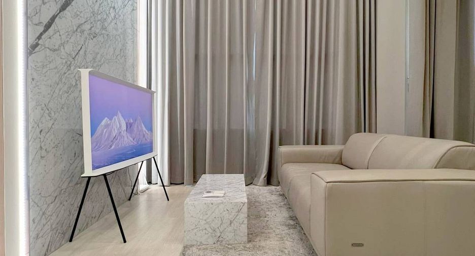 For rent 1 bed condo in Sathon, Bangkok