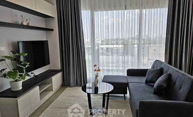 For rent 2 bedrooms condo in Huai Khwang, Bangkok