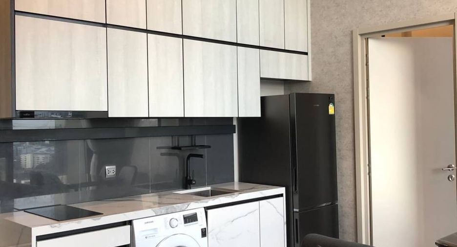 For rent 1 bed condo in Phra Khanong, Bangkok
