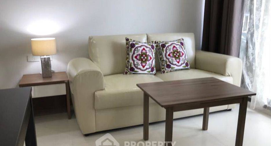 For rent 2 bedrooms condo in Phra Khanong, Bangkok