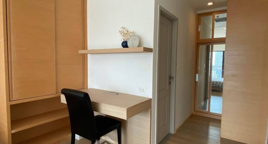 For rent 1 bed condo in Khlong Toei, Bangkok