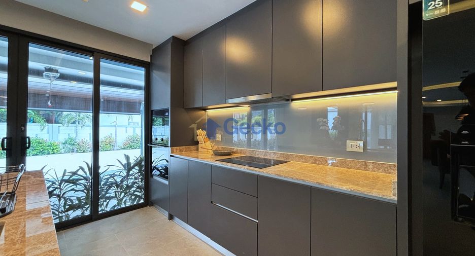 For rent and for sale 4 bedrooms house in South Pattaya, Pattaya