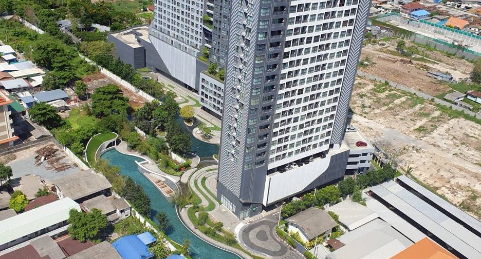 For rent 2 bedrooms condo in Bang Na, Bangkok