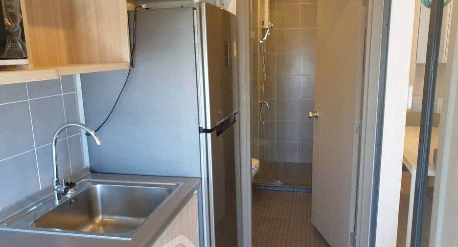 For rent 2 bedrooms condo in Bang Na, Bangkok