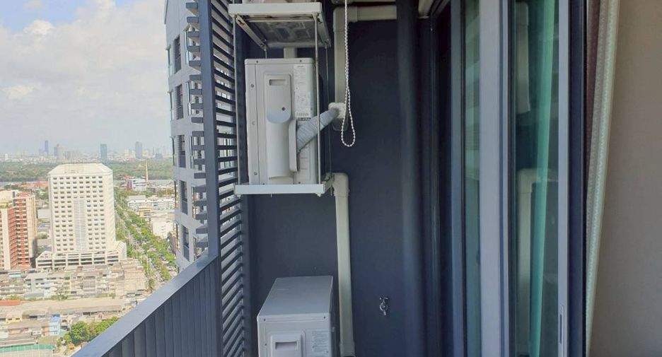 For rent 2 bedrooms condo in Bang Na, Bangkok