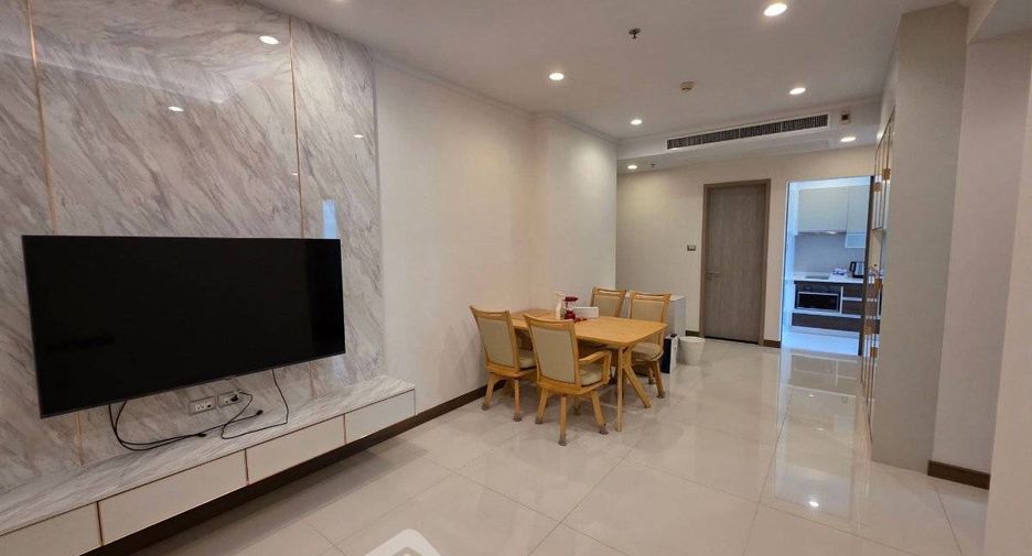 For rent 2 bedrooms condo in Watthana, Bangkok