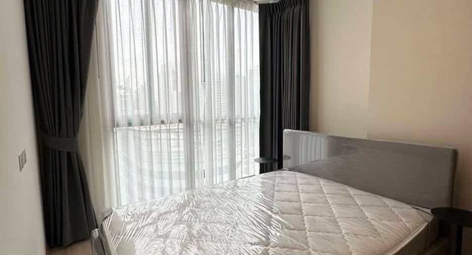 For rent 1 bed condo in Huai Khwang, Bangkok