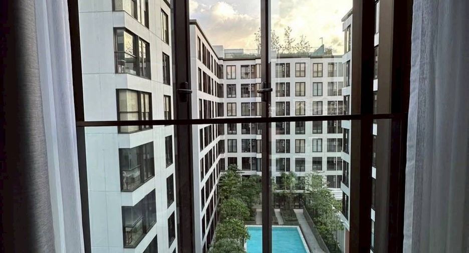 For rent 2 ベッドルーム condo in Watthana, Bangkok