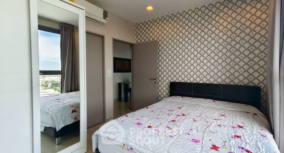 For rent 2 bedrooms condo in Phra Khanong, Bangkok
