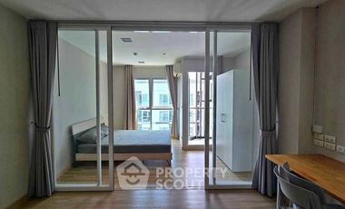 Condo en alquiler de 1 habitaciones en Khlong San, Bangkok