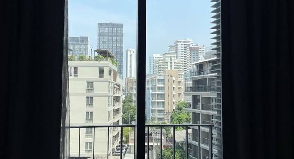 For rent 1 bed condo in Khlong Toei, Bangkok
