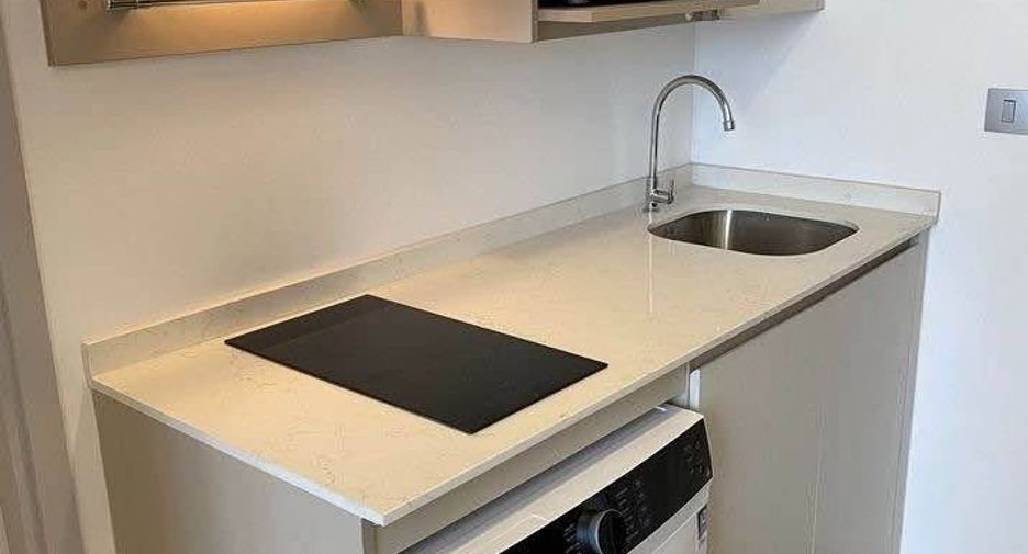 For rent 1 bed condo in Sathon, Bangkok