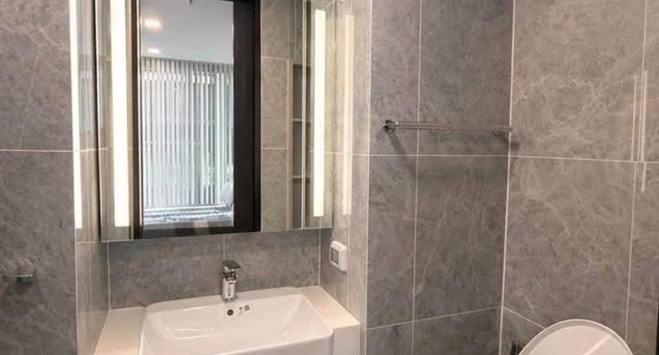 For rent 1 bed condo in Phaya Thai, Bangkok