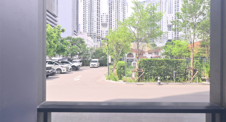 出租 3 卧室 公寓 在 Huai Khwang, 曼谷