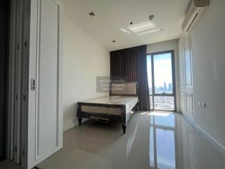 For rent 2 bedrooms condo in Yan Nawa, Bangkok