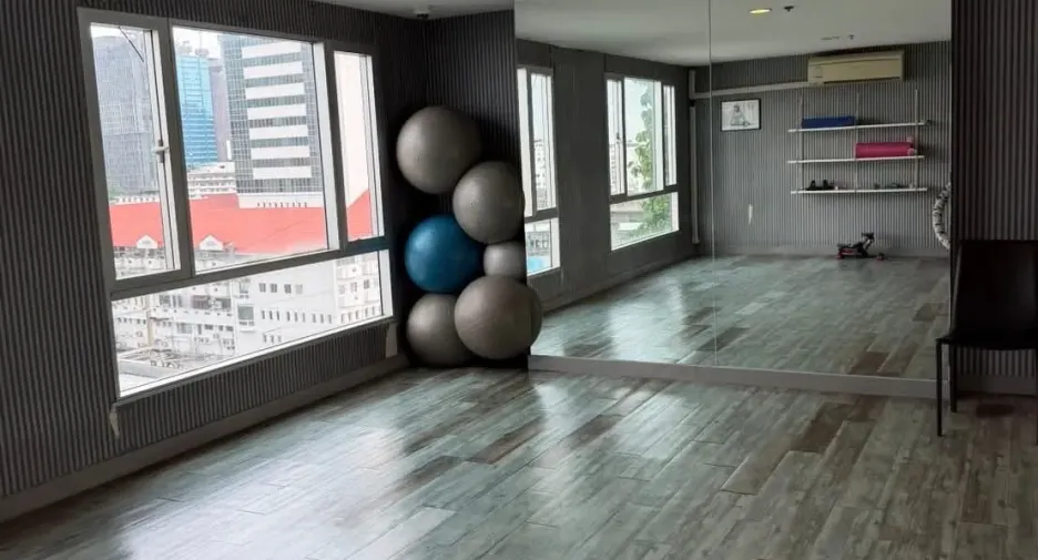 Condo en alquiler de 1 habitaciones en Watthana, Bangkok