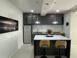出租 2 卧室 公寓 在 Khlong Toei, 曼谷